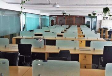 1526636893119159.jpg 紐斯特.jpg